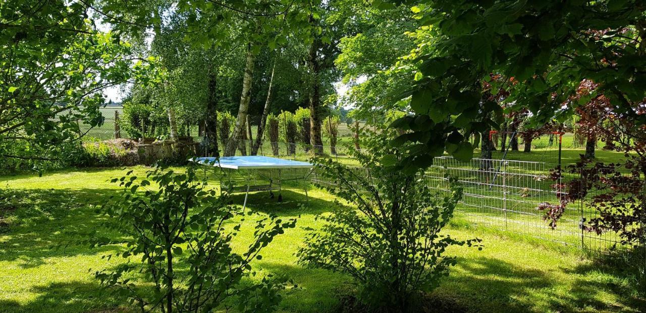 Chambre D'Hotes Le Gachignard Courlay Exteriör bild
